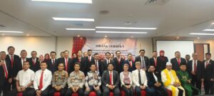 Oath ceremony 1 with TLL & KR